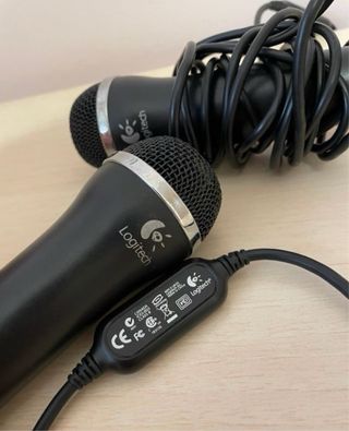 Micrófonos Logitech Negros