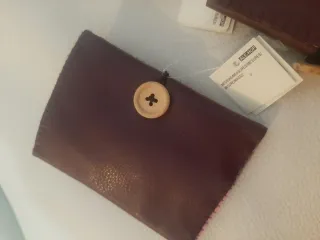 Cartera ALE-HOP con aplique de conejito