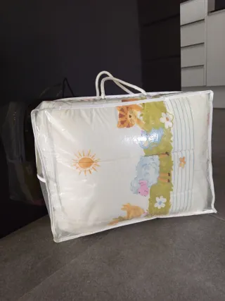 Nórdico de cuna infantil