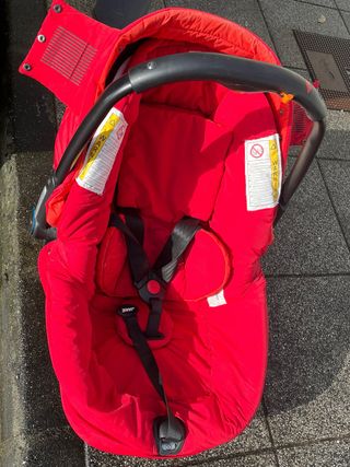 Silla de coche Jané Ikonic Roja