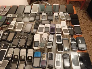 Móviles, cargadores y baterías