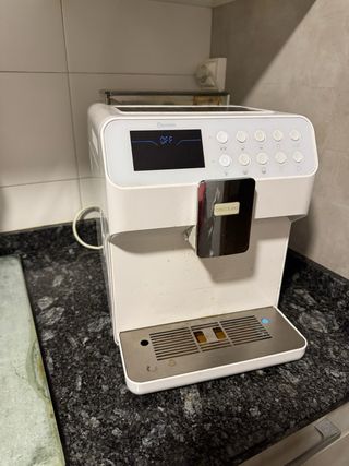 Cafetera Cecotec Maticcino 7000 Superautomática