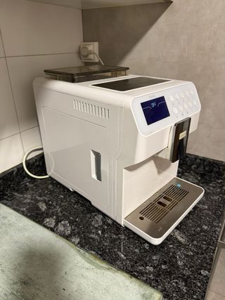Cafetera Cecotec Maticcino 7000 Superautomática