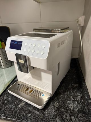 Cafetera Cecotec Maticcino 7000 Superautomática
