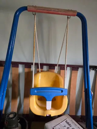 Columpio para bebé amarillo