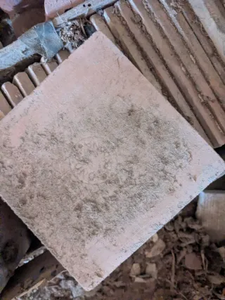 Baldosas antiguas esmaltadas azul y blanco