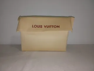 Neceser estilo Louis Vuitton Marrón