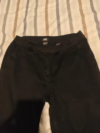 Pantalón negro H&M talla S