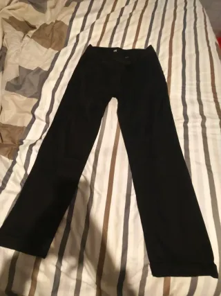 Pantalón negro H&M talla S