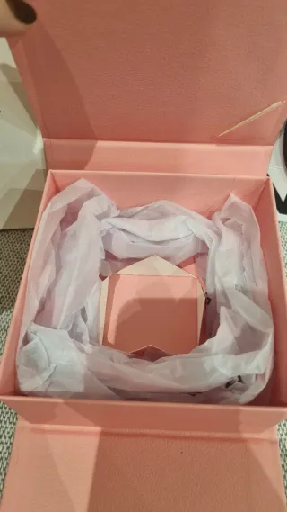 Pandora, tous, lotus