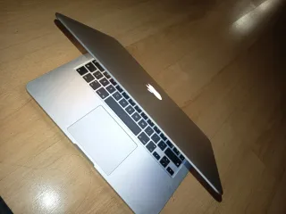 Apple MacBook Pro Plata