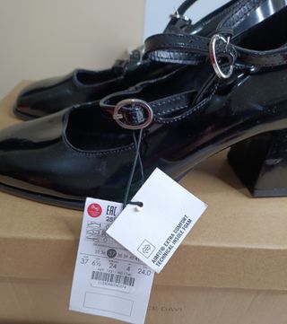 Zapatos Bershka Tacón Brillo Negro Talla 37