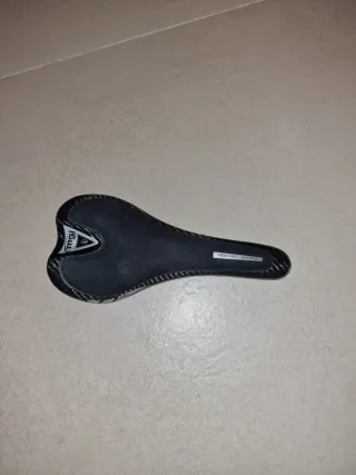 Sillín Selle Italia Teknologika 99gr