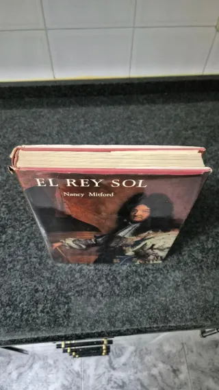 El Rey Sol  de Nancy Mitford 1966