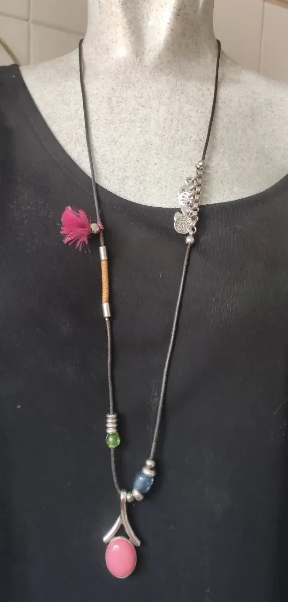 Collares Ciclón y Uno de 50