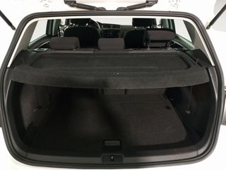 Volkswagen Golf Advance