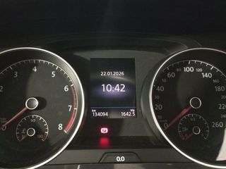 Volkswagen Golf Advance