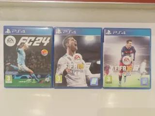 Playstation 4 500 GB Negra + 2 mandos + 9 juegos