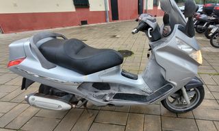Piaggio X8 125