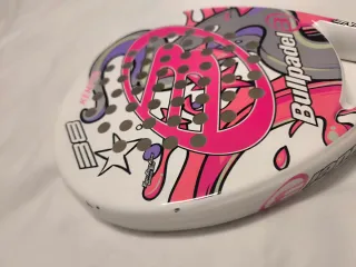 Pala Bullpadel rosa