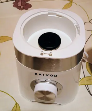 Batidora SAIVOD con jarra y base