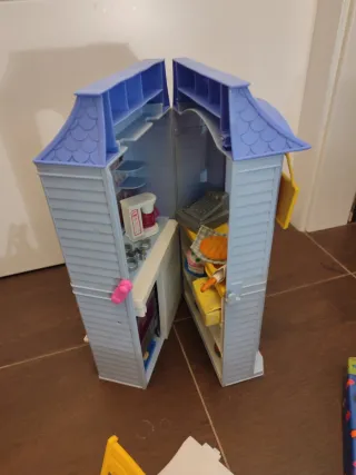 Pastelería Barbie con accesorios (años 90-2000)