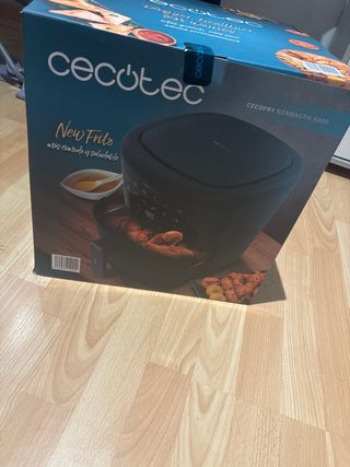 Cecotec Freidora de Aire BombaSTIK 6000