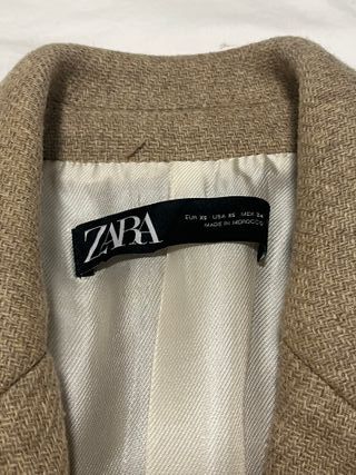 Abrigo Zara Lana Beige con Hombreras