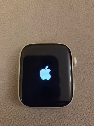 Apple Watch Series 9 GPS 45mm Plata