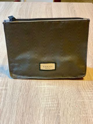 Borsa da toilette piccola Gucci grigia