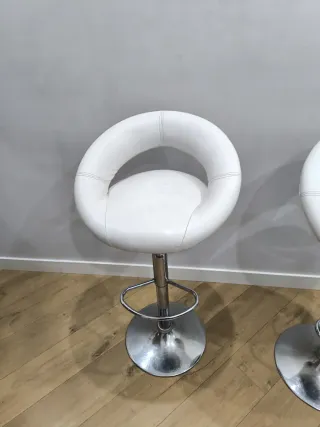 Taburetes alto polipiel Art Decó blanco