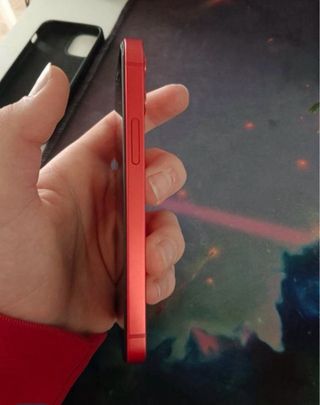 iPhone 12 mini rojo