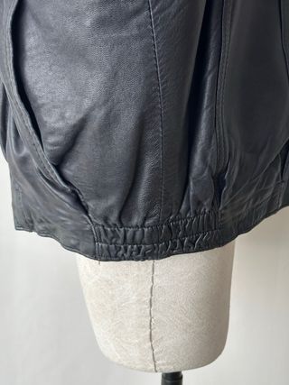 Chaqueta bomber cargo piel oversized vintage 80s