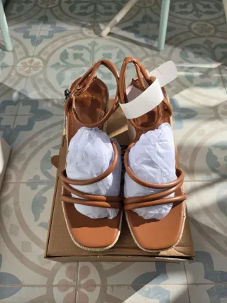 Cuñas esparto MNG tiras marrones