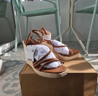 Cuñas esparto MNG tiras marrones