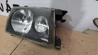 Óptica dcha Fondo Negro Nissan Terrano II Moderno