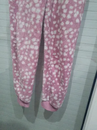 Pijama entero rosa y blanco