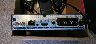 Kit Parabólica Telestar Antena Interior y Deco