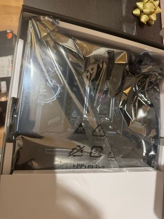 Placa Base MSI MPG X870E CARBON WIFI