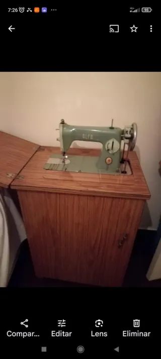 Máquina de coser antigua