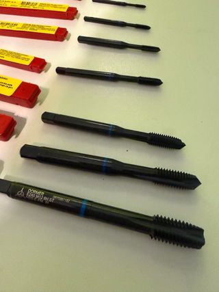 Maschi a macchina Dormer E240 serie HSS-E-PM