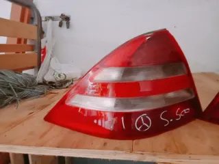 Pilotos traseros Mercedes S.500