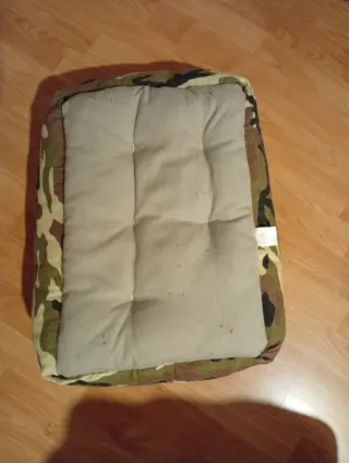 Cama para mascotas camuflaje