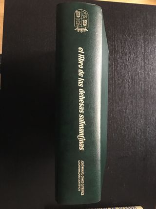 El libro de las dehesas salmantinas