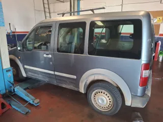 Ford Tourneo 2005