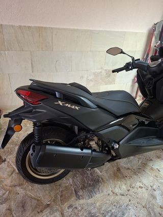 Yamaha Xmax Tech