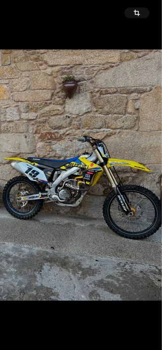 Suzuki Moto de Cross rmz 450