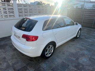 Audi A3 Sportback 1.6 TDI 105 CV – Año 2010