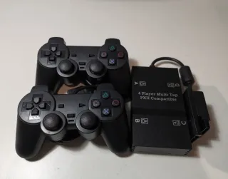 Mandos y Multitap PS2 (4 Jugadores)