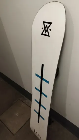 Tabla Snowboard con Fijaciones